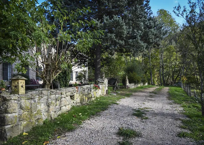 D'hotes Au Domaine De Clarat Lafarre (Ardeche)